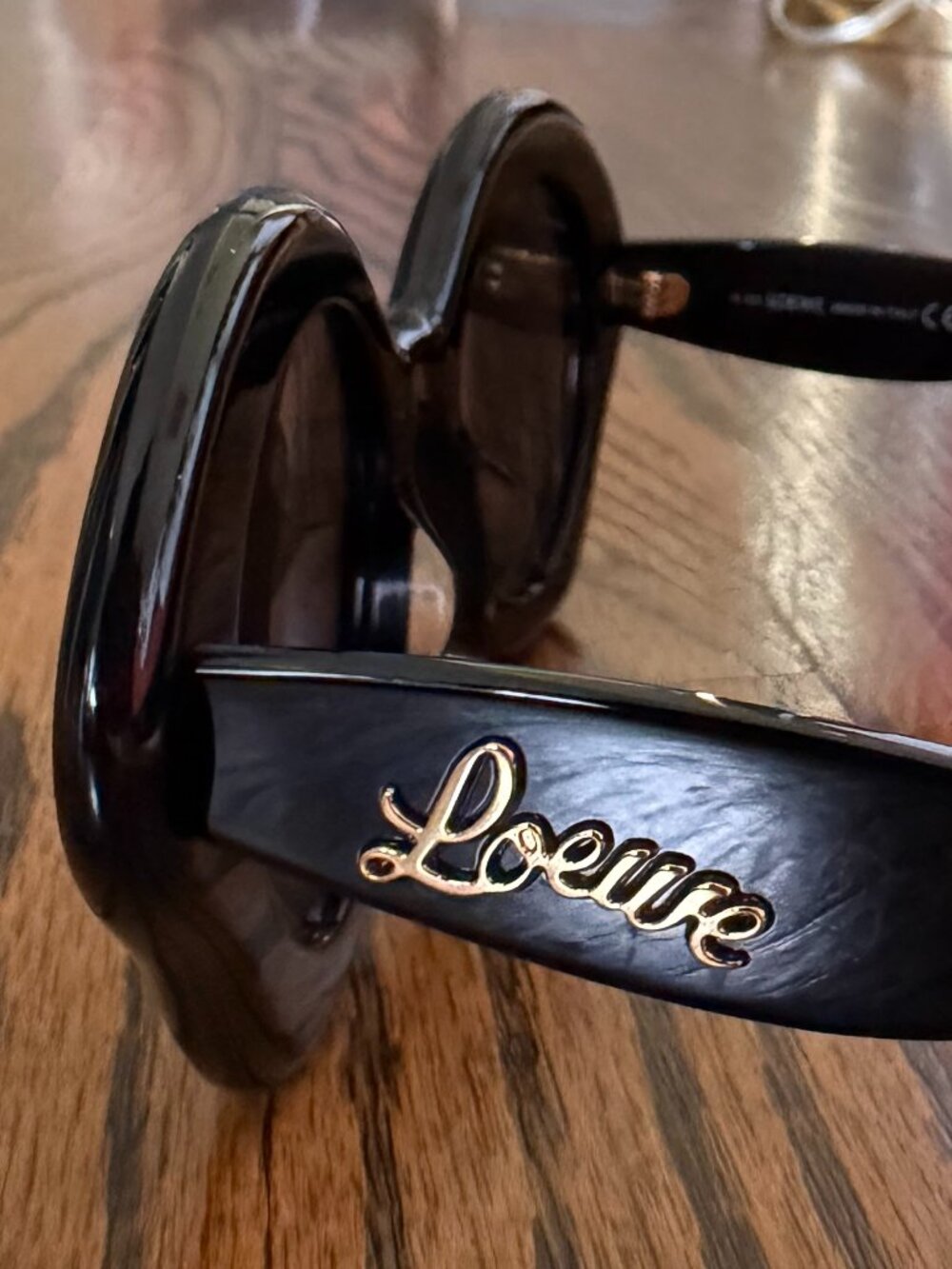 Loewe Curvy Sunglasses